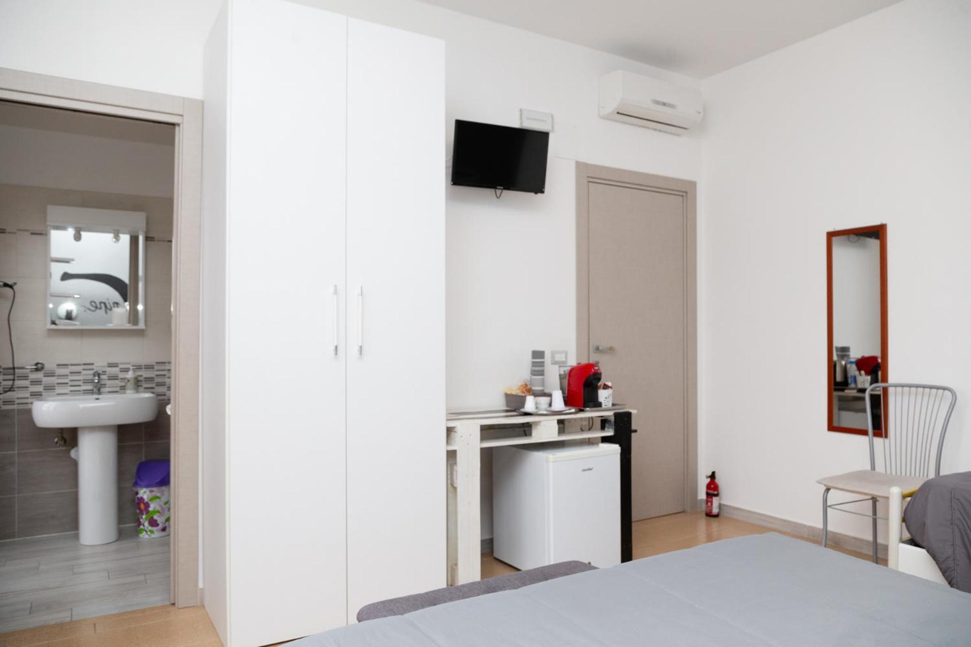 La Dimora Degli Artisti Bed & Breakfast Catanzaro Eksteriør bilde